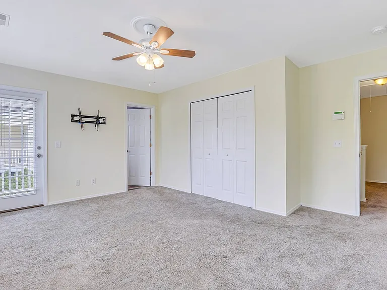 51 Fairgreen St — Photo 16