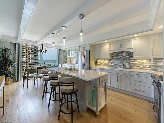 5th image of 4401 Gulf Shore Blvd N #D-907