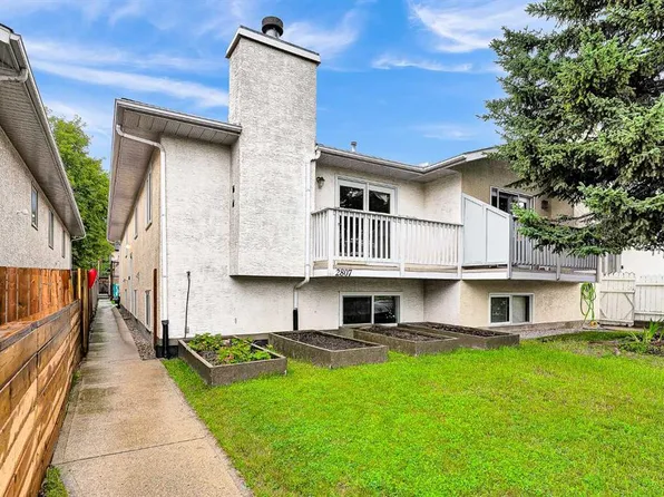 2807 E 29th St SW, Calgary, AB T3E 2K7