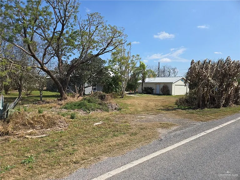 19349 S Landrum Park Rd — Photo 3