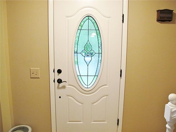 3rd image of 65 Waterford Way