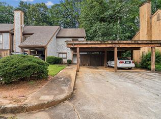 68 Willowick Dr, Lithonia, GA 30038
