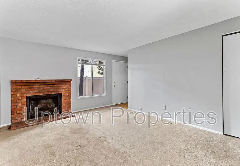 8313 SE 17th Ave — Photo 5