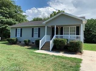 3912 Holts Chapel Rd, Greensboro, NC 27401