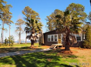 2995 Hickory Point Rd, Aurora, NC 27806