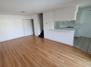 411 E 97th St APT 5, Inglewood, CA 90301