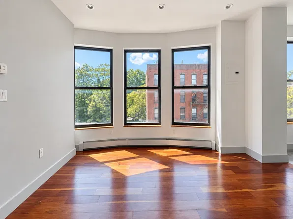 434 Hancock Street image 1 of 12