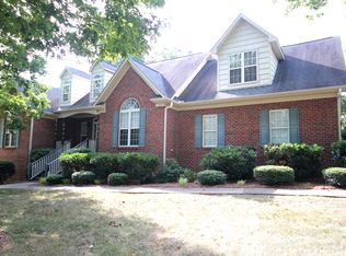 415 Savannah Ln, Kernersville, NC 27284