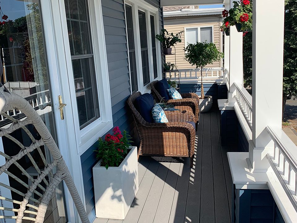 2nd image of 40 Hurlcroft Ave #2