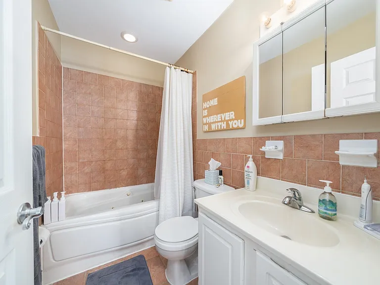 204 Jackson St #6 — Photo 8