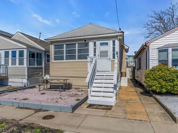 208 Porter Ave, Seaside Heights Boro, NJ 08751