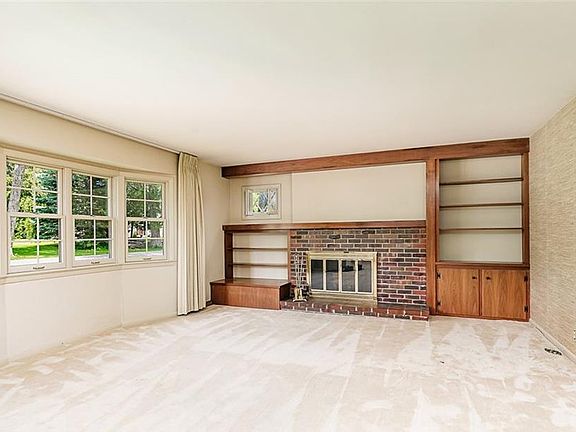3rd image of 2022 McKay Ln