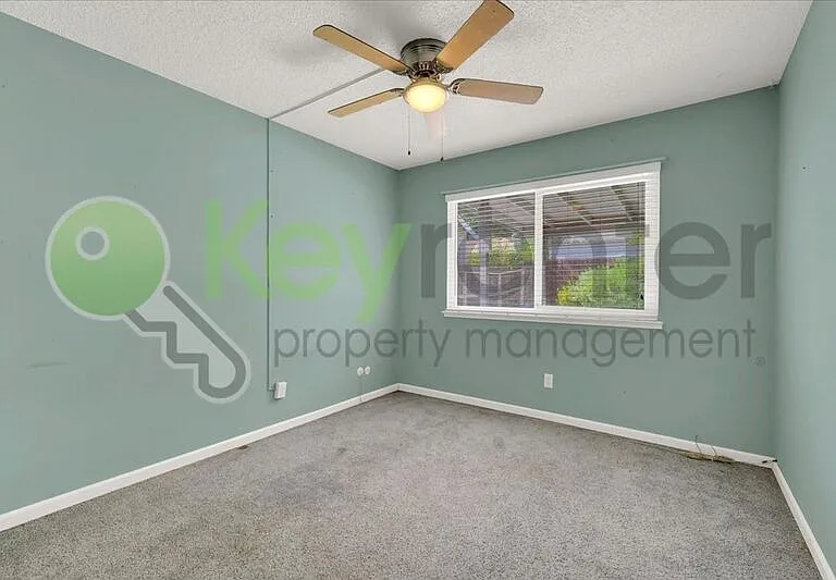 7005 Woodside Dr — Photo 16
