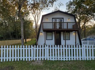 3702 Timber Dr, Dickinson, TX 77539