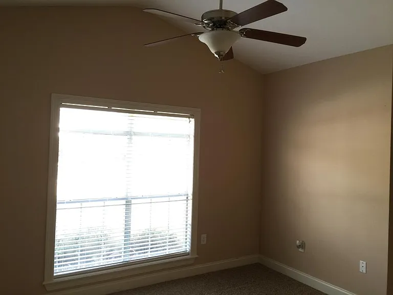 414 Old Town Cir — Photo 8