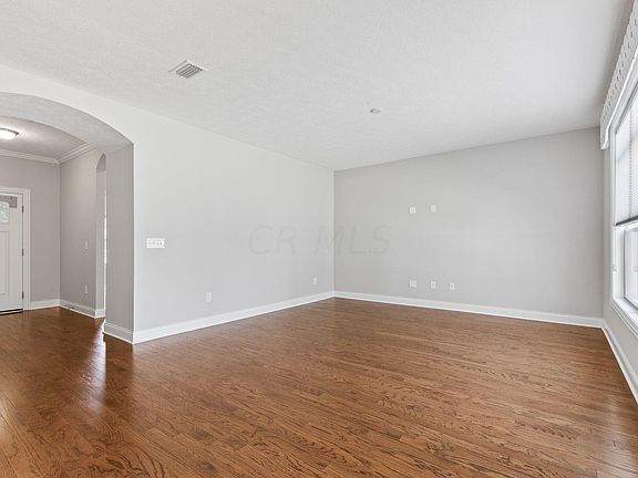 2nd image of 447 Valley Mist Xing
