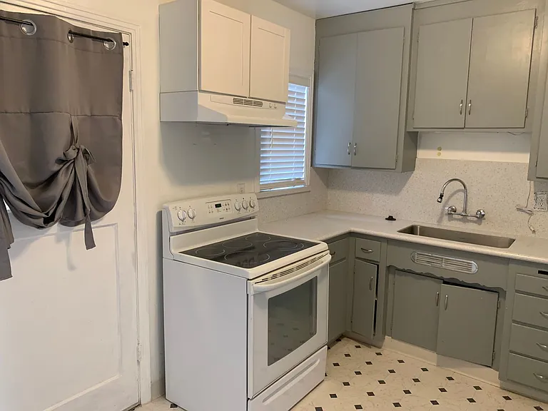 265 Ramona St — Photo 6