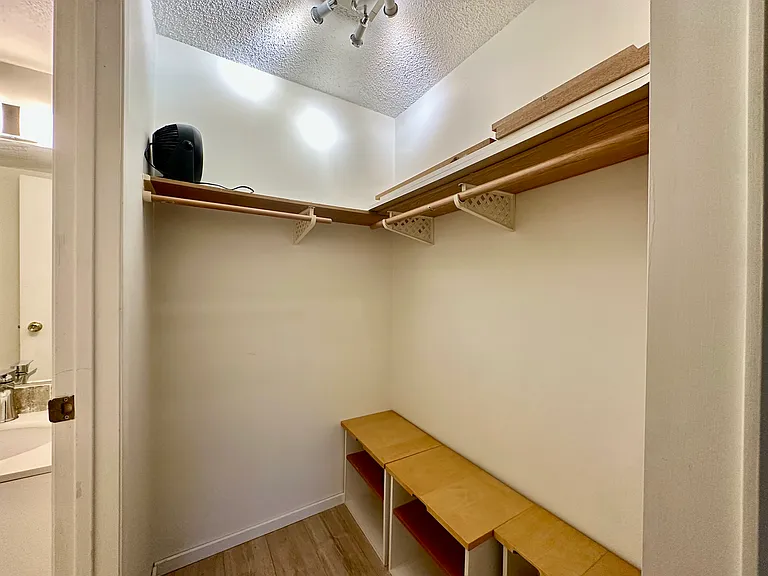 8451 Westminster Hwy #304 — Photo 11