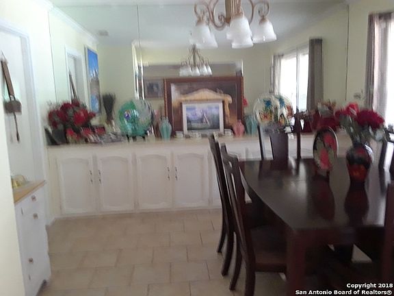 4th image of 3331 Colony Dr