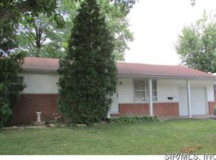 832 Amherst Dr, East Alton, IL