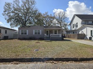 1002 W Woodlawn Ave, Tampa, FL 33603