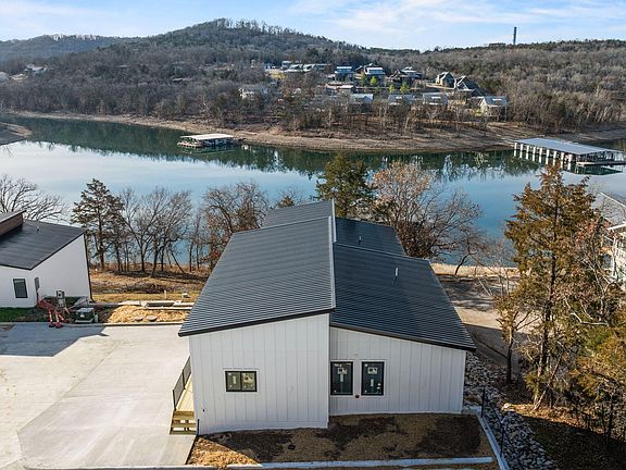 2nd image of 47 Old Oak Hill Drive #31