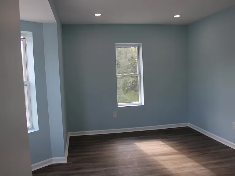 2275 Reading Ave #1 — Photo 9