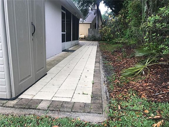 3rd image of 26 Pleasent Hill Dr