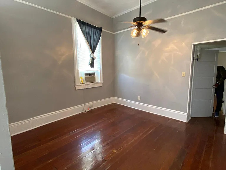 2221 N Prieur St — Photo 20