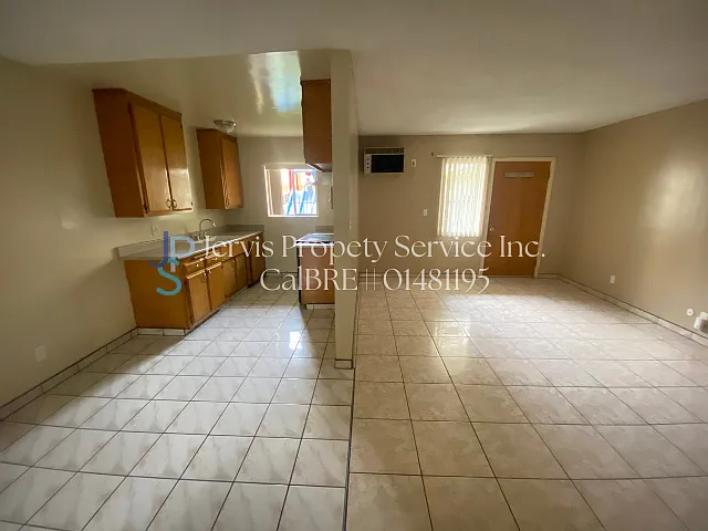 8700-8710 Rosecrans Ave — Photo 13