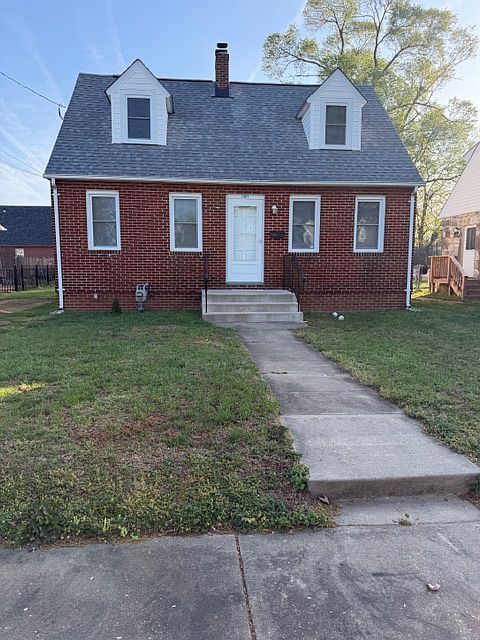 1907 Elmhurst Ave
