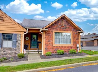 11 Georgetown Ln, Fairport, NY 14450