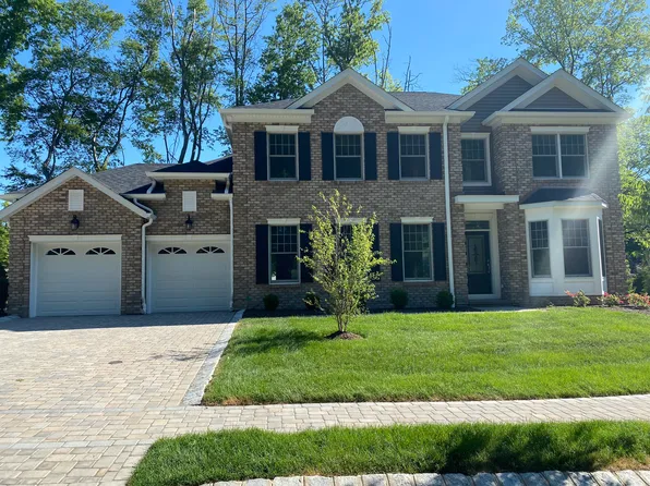 31 Arden Pl, Hillsdale, NJ 07642