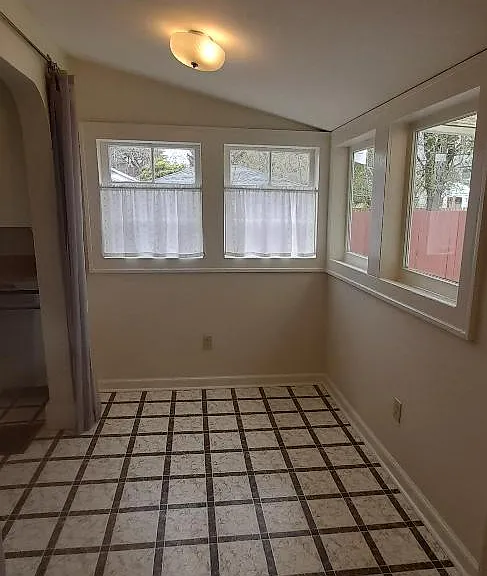 3732 SE 72nd Ave — Photo 11