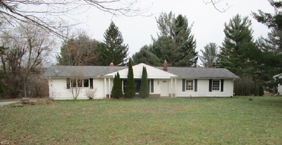 1st image of 149 Lakeview Ln