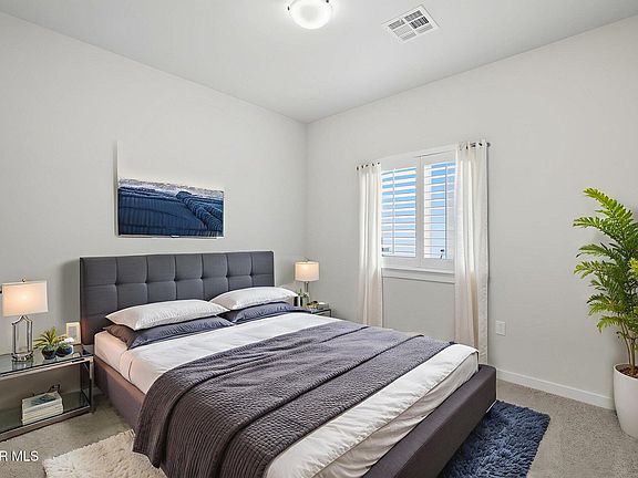 4th image of 909 Pettus Pl