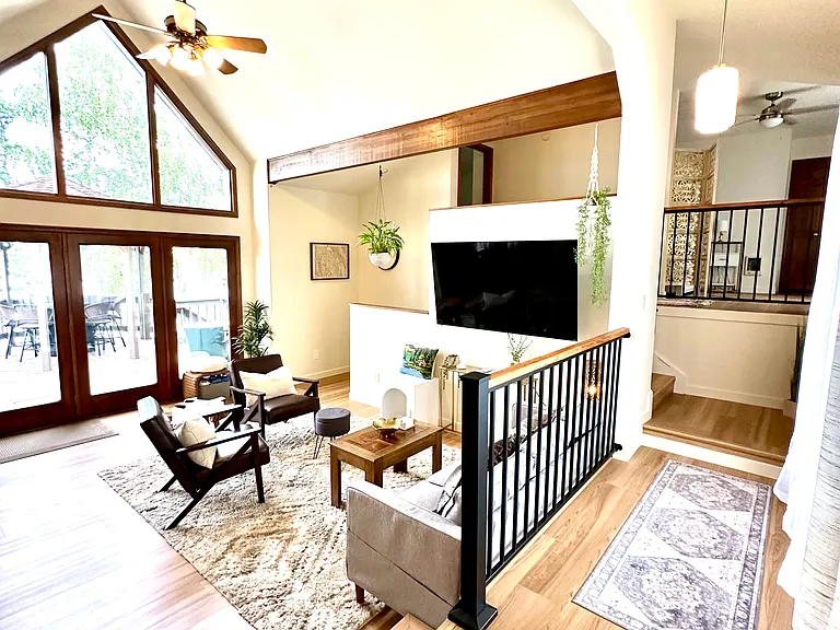 99 Treasure Island Way — Photo 6