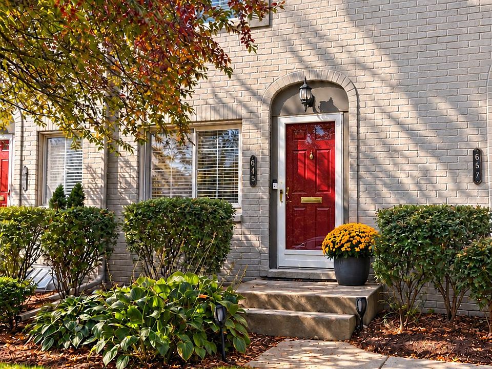 645 Graefield Ct, photo 14