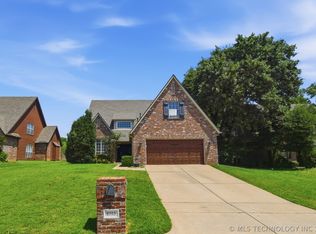 8703 E 95th Pl, Tulsa, OK 74133