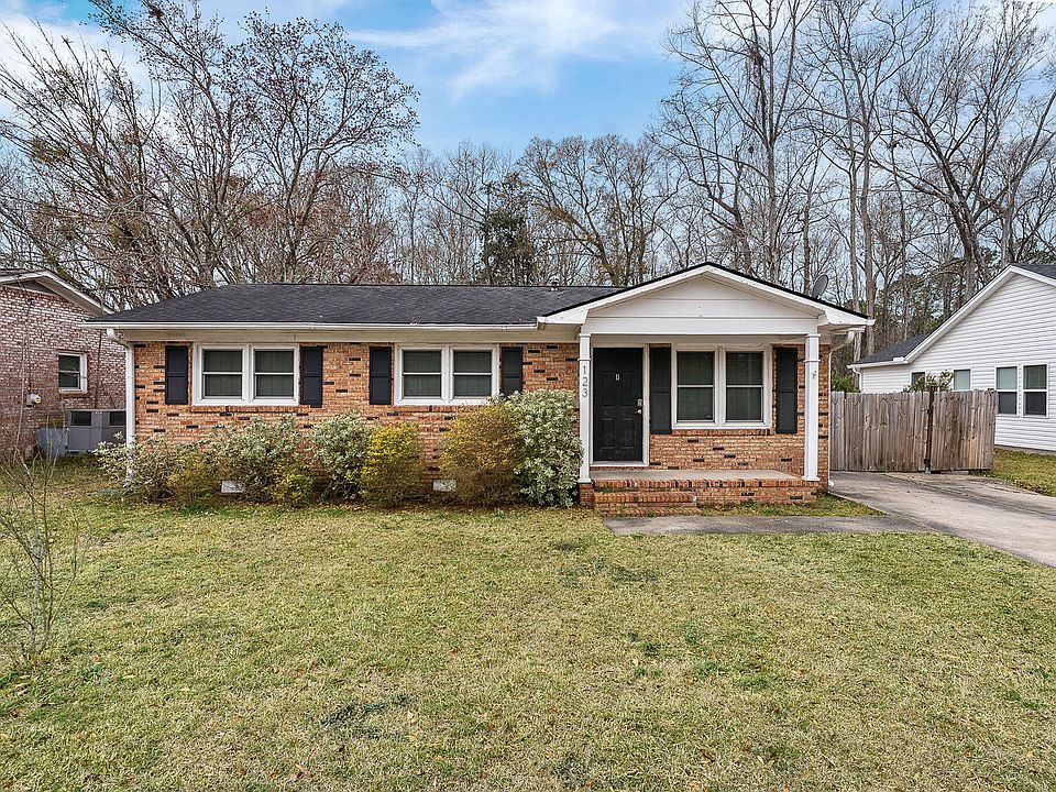 1st image of 123 Pandora Dr