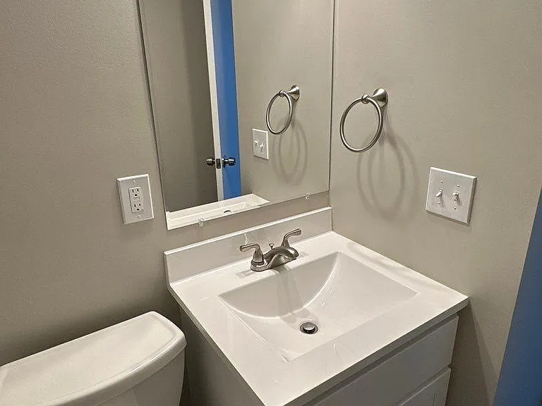 3222 Hilton St NW — Photo 15