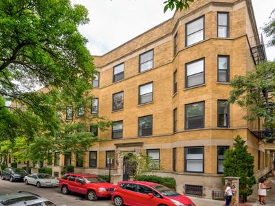 1701 N Crilly Ct APT 4E, Chicago, IL, 60614