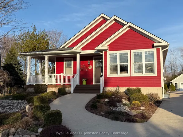 44 Eastgate Dr, Saugeen Shores, ON N0H 2L0