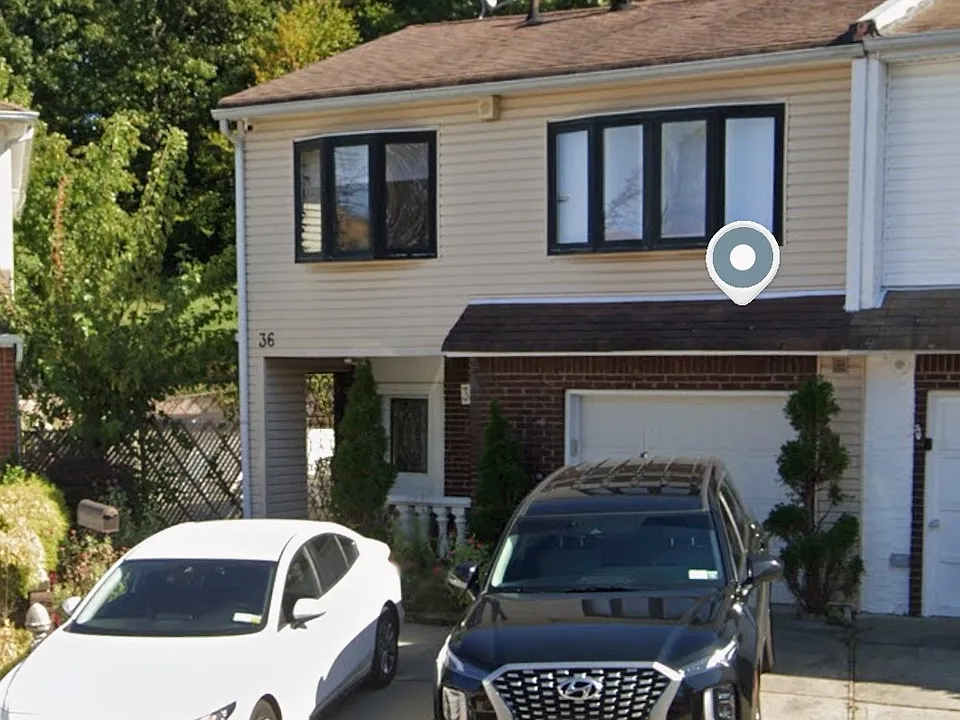 36 Maple Ct