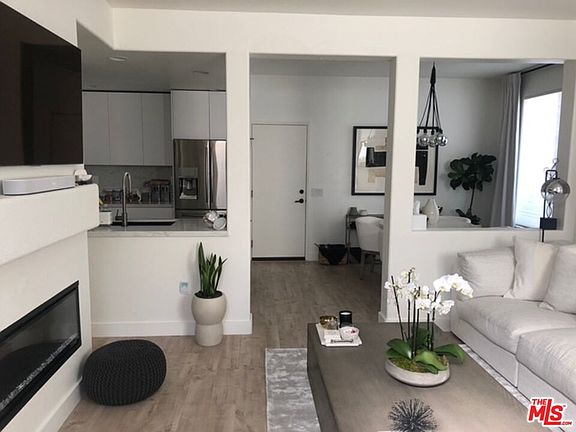 3rd image of 25735 Perlman Pl Unit H