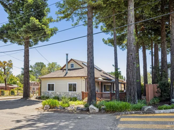 970 Cunningham Road, Sebastopol, CA 95472