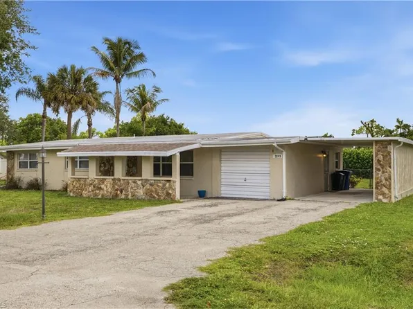 2249 Ephraim AVE, FORT MYERS, FL 33907