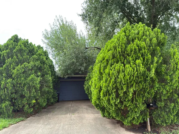 15107 Yorktown Colony Dr, Houston, TX 77084