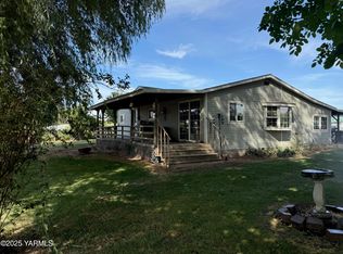 2781 E Zillah Dr, Zillah, WA