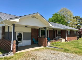 9595 Ban Rd, Hayes, VA 23072